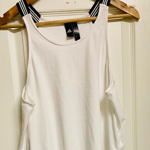 adidas Tops - Adidas top white XL
